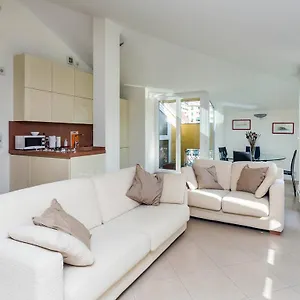 Libra Flexyrent Apartment Rapallo
