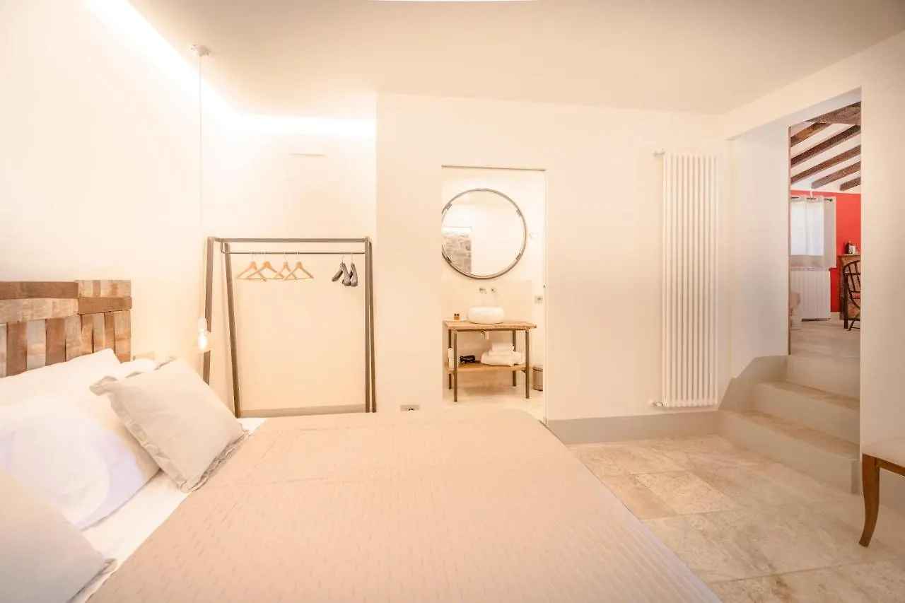 Farm stay Agriturismo Il Serraglio Montepulciano Italy