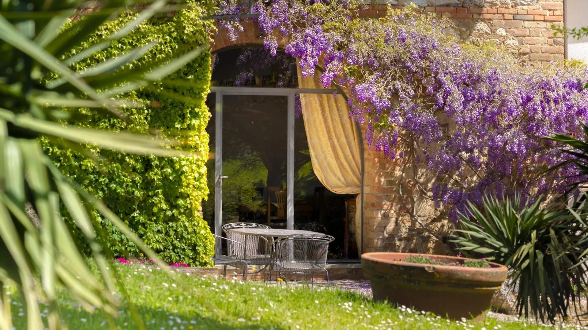 Farm stay Agriturismo Il Serraglio Montepulciano