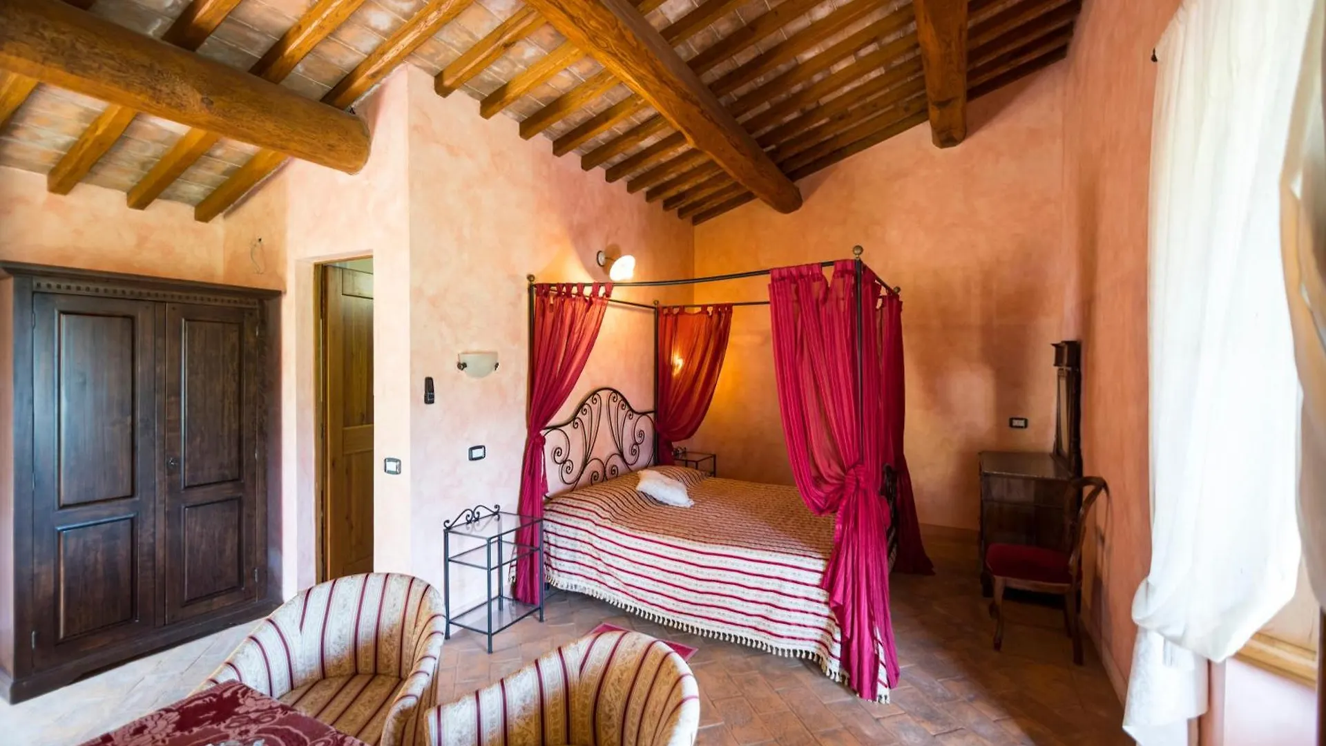 Agriturismo Il Serraglio Montepulciano 0*,  Italy